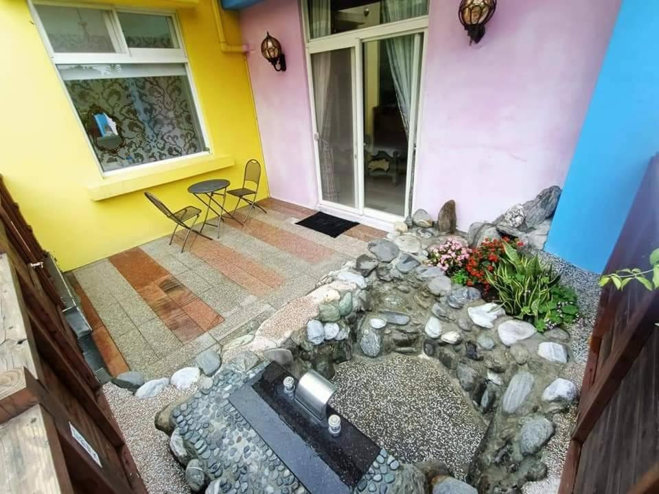 依比鴨鴨水岸會館 Ducking House Bed and Breakfast Ruisui Eksteriør billede