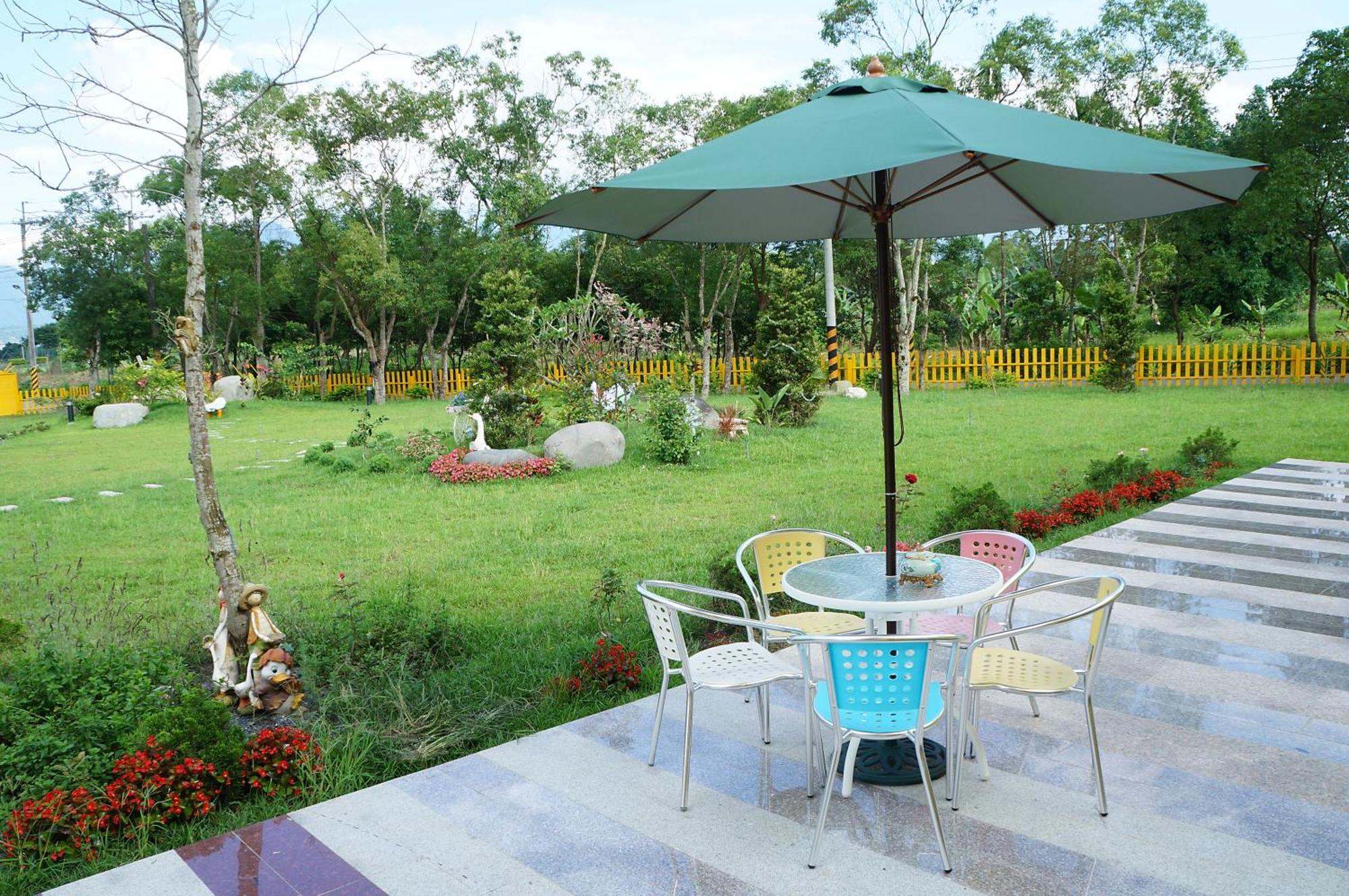 依比鴨鴨水岸會館 Ducking House Bed and Breakfast Ruisui Eksteriør billede