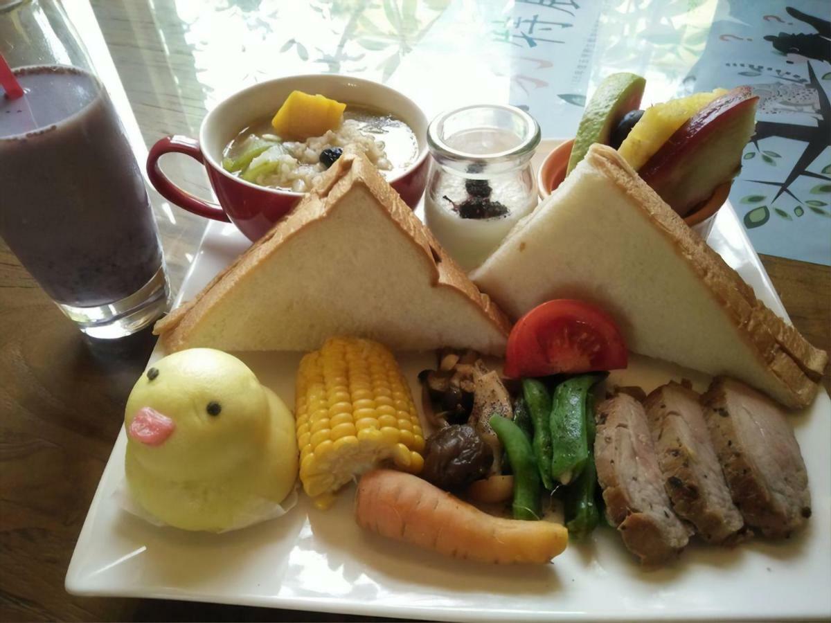 依比鴨鴨水岸會館 Ducking House Bed and Breakfast Ruisui Eksteriør billede